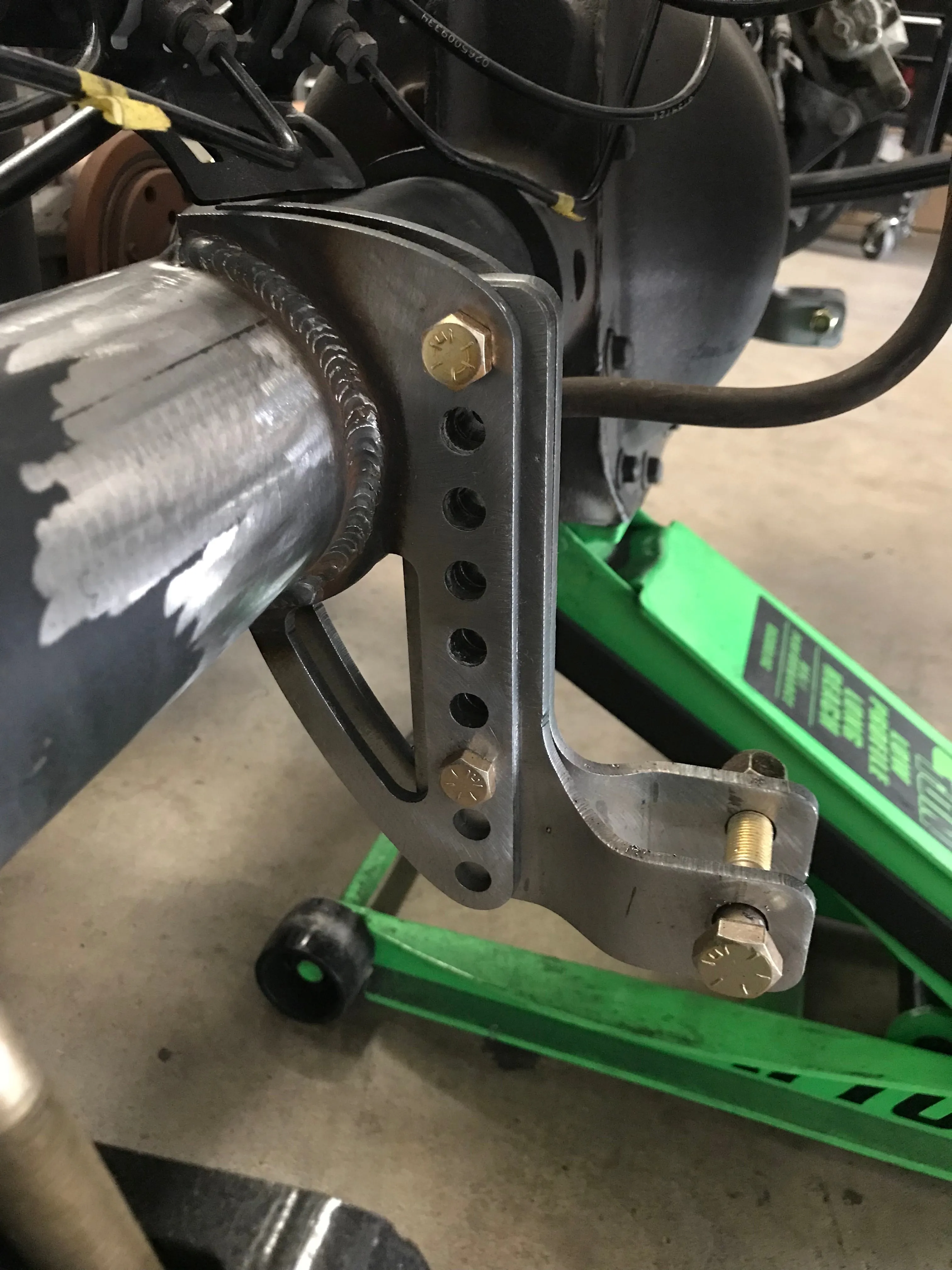 2015-2025 F150 Underbed Notch With Shock Relocation Brackets