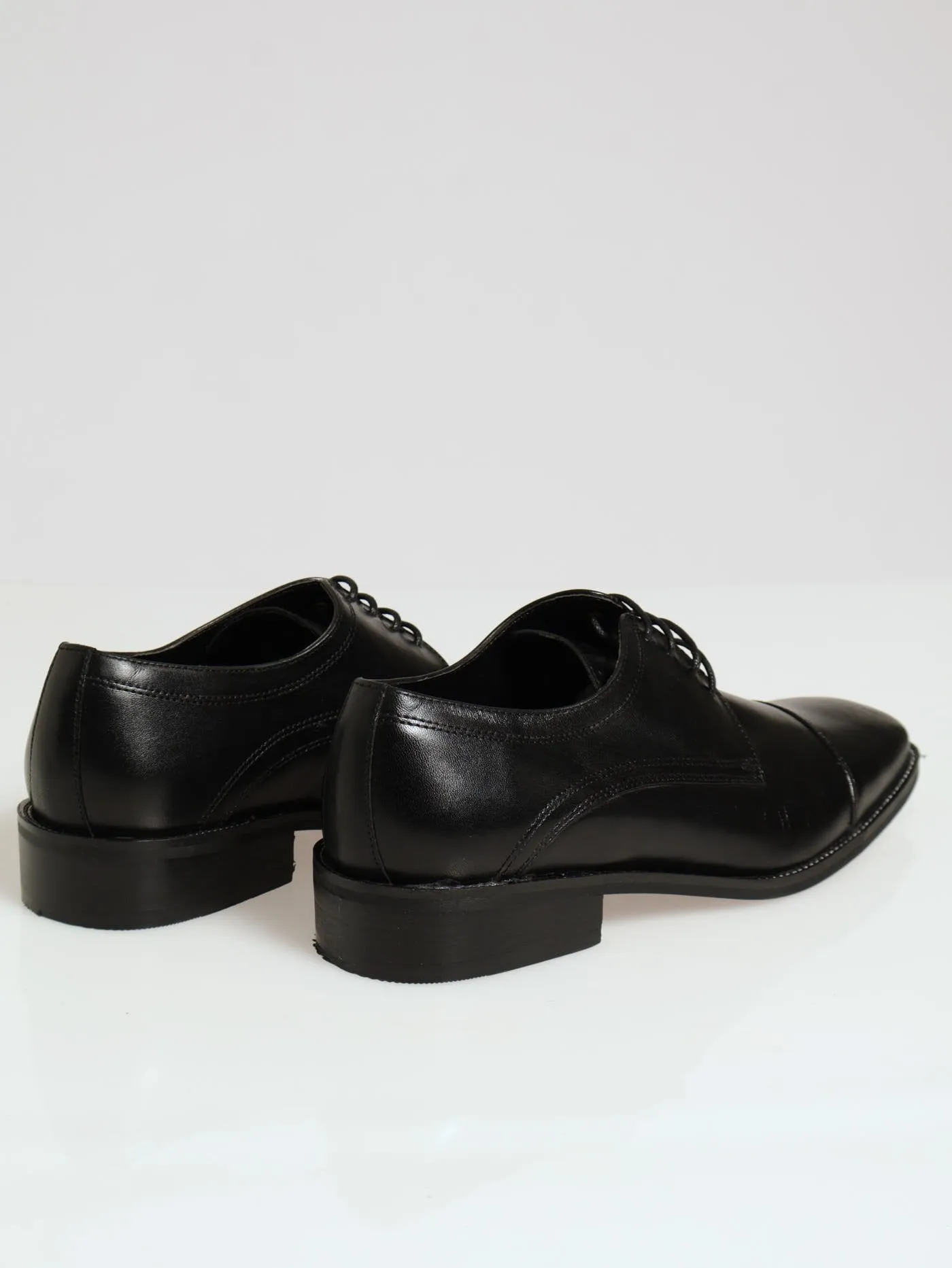 Basic Lace Up Toe Cap Derby With Randing - Black