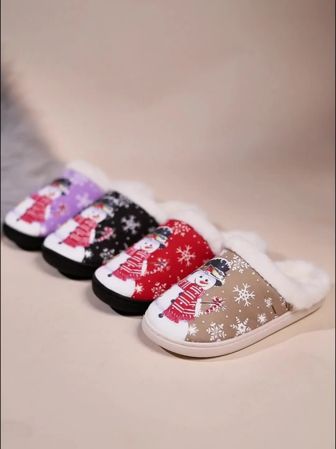 Kerstin - Cartoon Pantoffels met Kerstmanprint, Warme Antislip Thuispantoffels