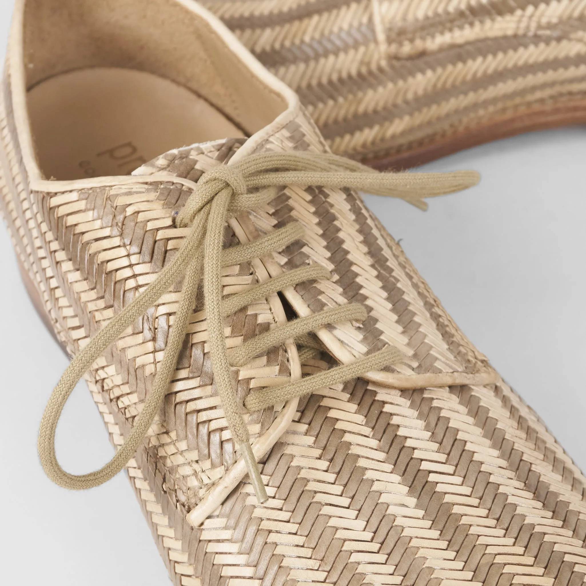 Preventi Smooth Braided Shoes