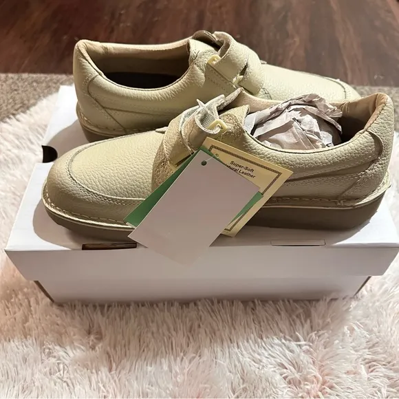 Walkabout Footonic II leather pebbled casual shoes orthotic New in box