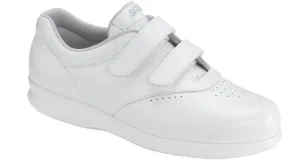 Women's Me Too Walking Shoe in White